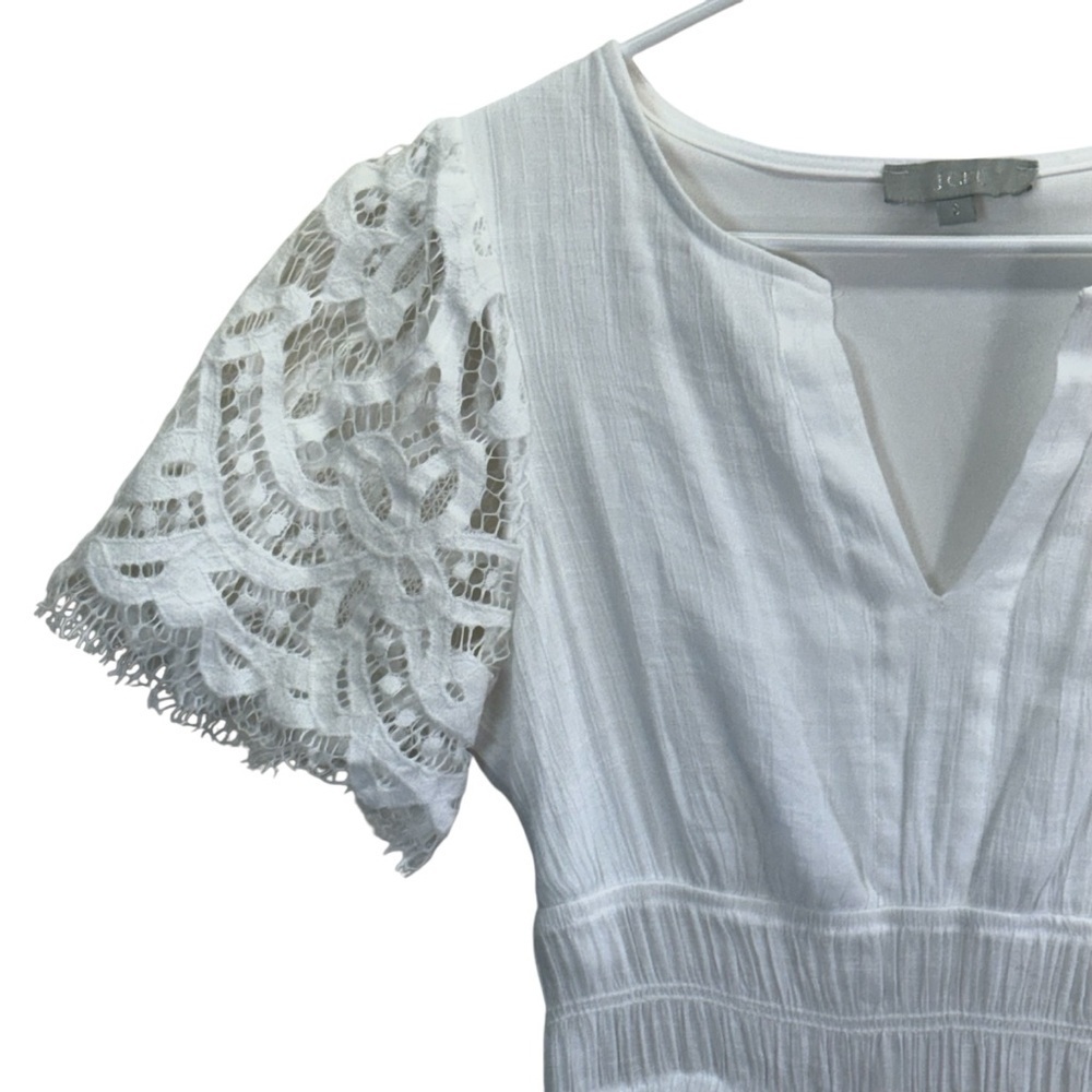 Elegant White Lace Dress - Picture 3 of 11